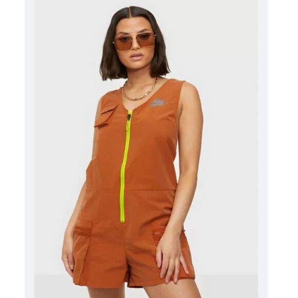 Nike Icon Clash Romper Orange Lemon Venom XS - Picture 1 of 9